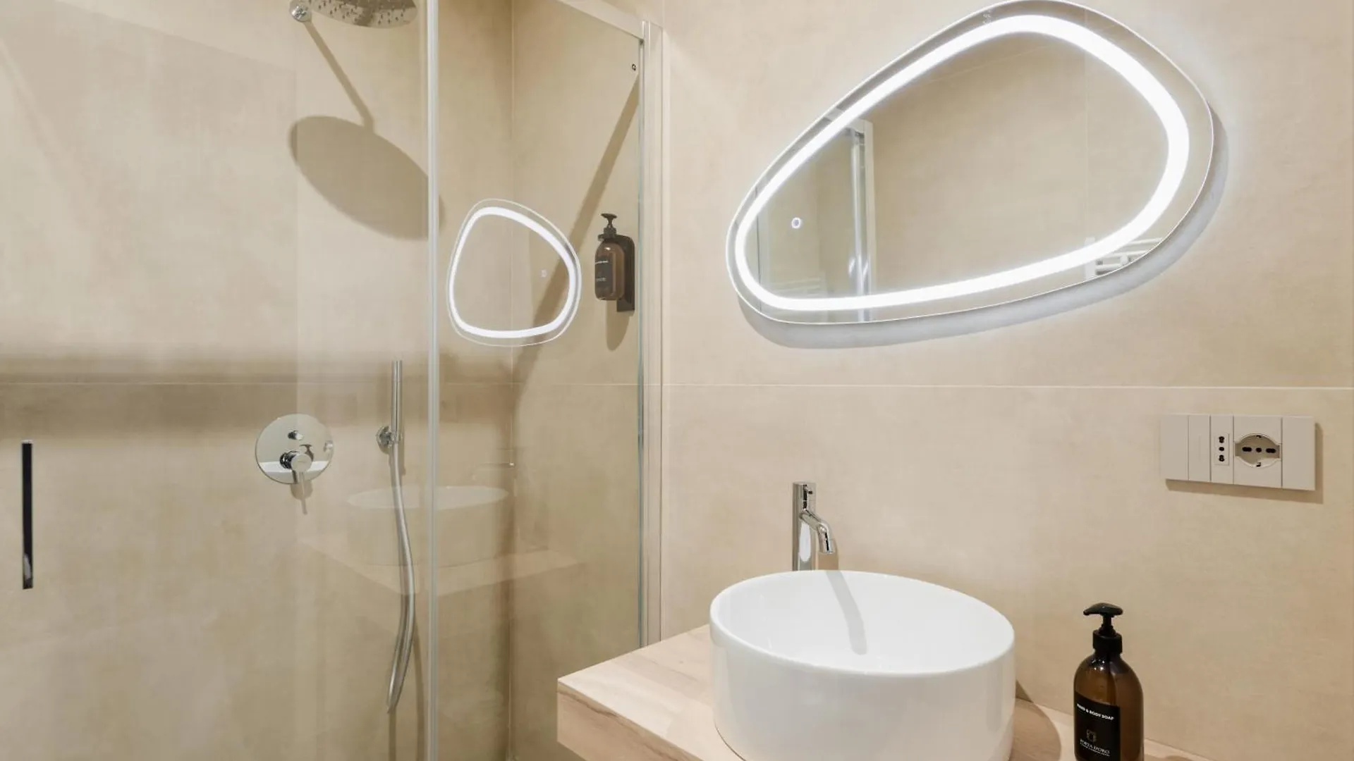 Porta D'Oro Charming House II & Spa 알게로 게스트하우스